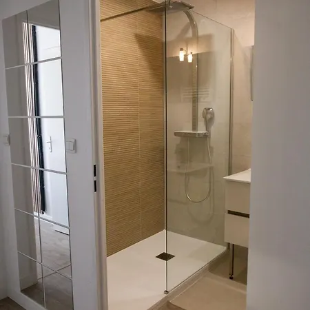 Apartman Le Candle - Parking & Balcon
